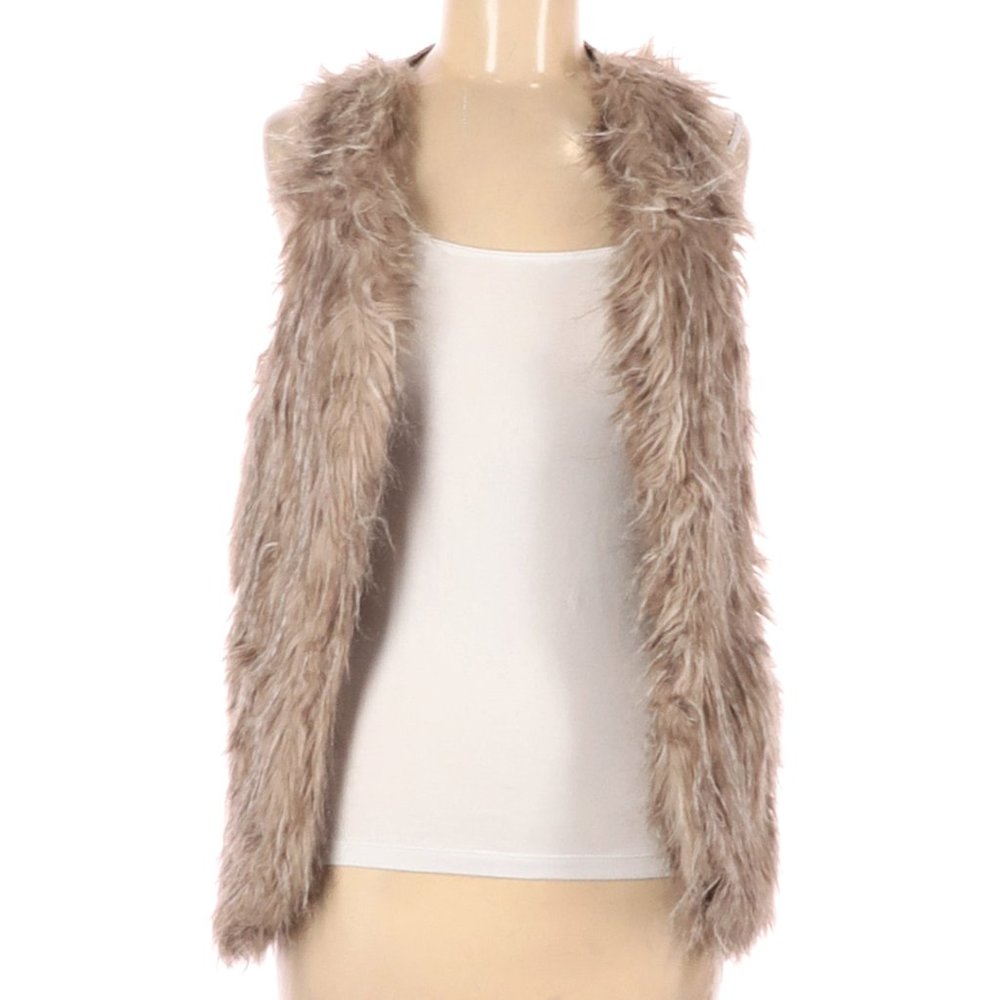 SOLD Adorable Fur Vest